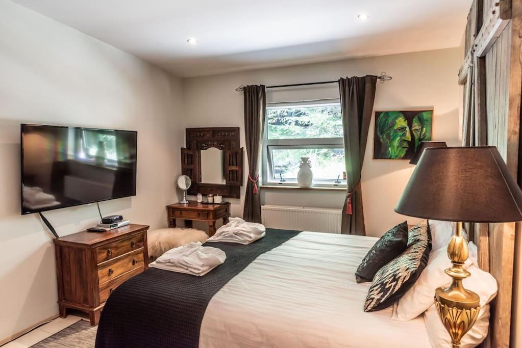 Luxury Lakefront Villa, Infinity Hot Tub And Sauna Grimsnes og Grafningshreppur Dış mekan fotoğraf